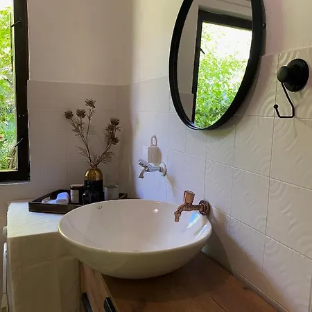 Nyaraló Casa Madre Kravice Waterfalls *